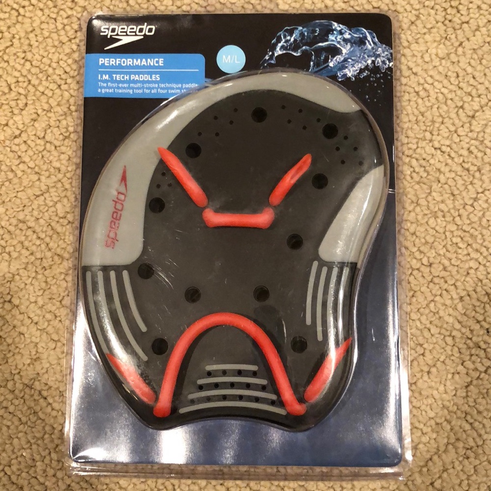 NWT Speedo IM Tech Swimming Paddles M/L